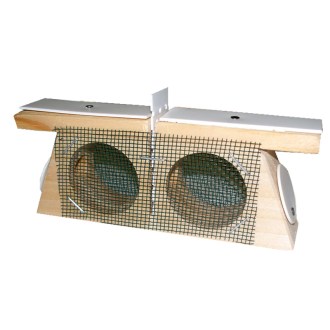 Double wooden queen introduction cage